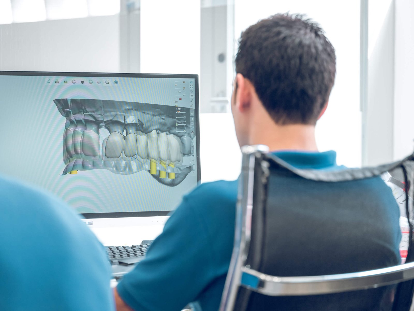 Read more about the article Fresagem ou impressão 3D: qual será o futuro da Odontologia?